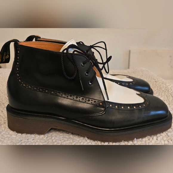 Dr Martens Vintage Wingtip BrogueAnkle Boots Made In England Mens 8 UK RARE!